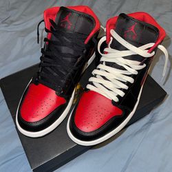 Jordan’s  1 mid bred twist