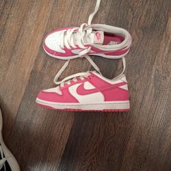 Girls Pink Nike
