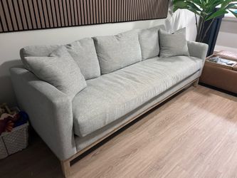 Modern City Furniture Gray Sofa – Excellent Condition