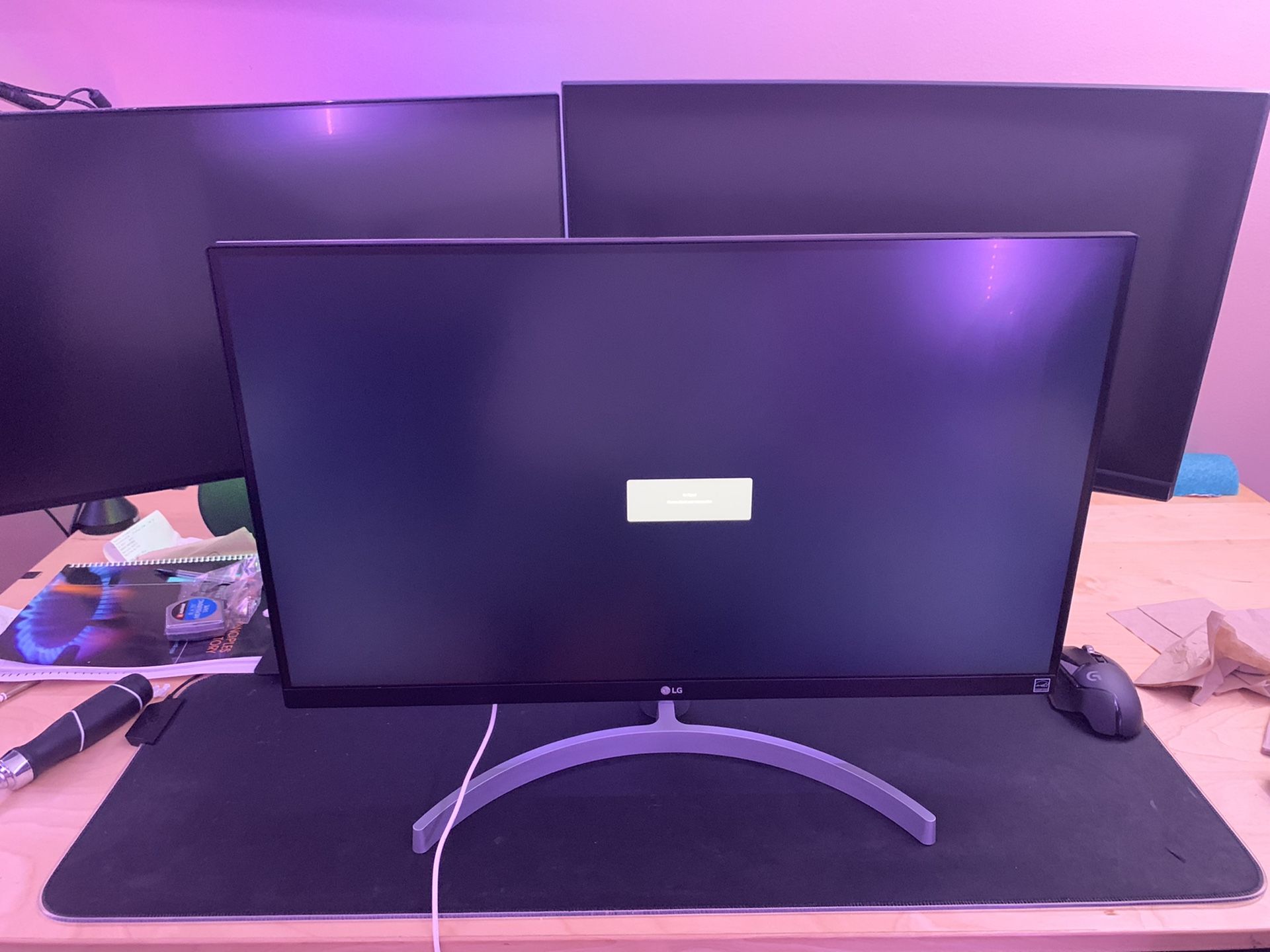 LG 27UL600-W IPS 4K UHD