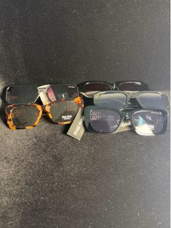 Designer Shades/Glasses w Duster Pouch