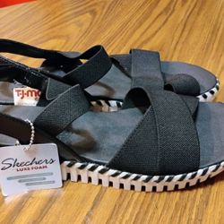 Brand New (NWT) Women's Skechers Sepulveda Beach Blvd Black Luxe Foam Sandals - Size 9