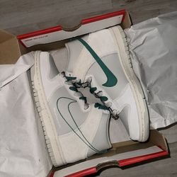 Nike Dunk High First Use Sail Size 4Y / 5.5 Women
