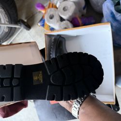 Black Boots