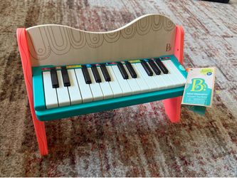 Kids Wooden Toy Piano – Like New