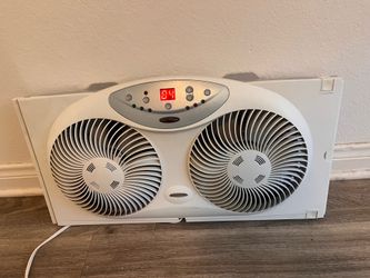 Window fan w/auto on feature