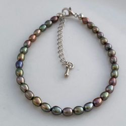 B39-Handmade Metallic Luster Peacock Color Bracelet