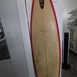 6 Foot Tall Surfboard 10$