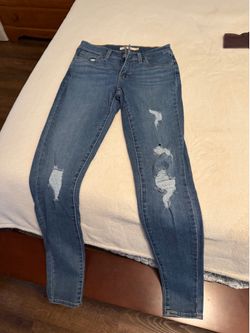 Levi jeans