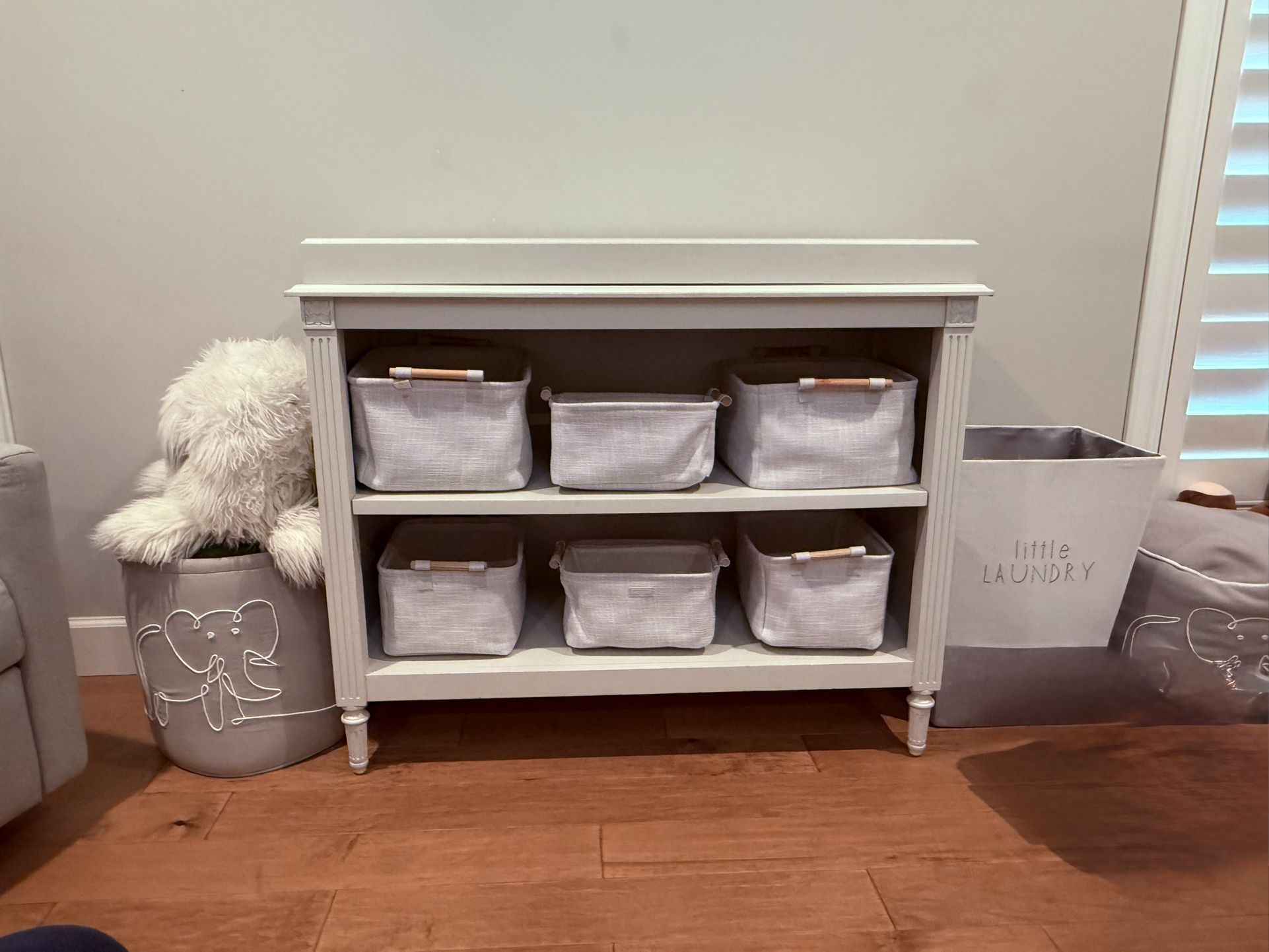 Restoration Hardware Baby Changing Table - Excellent Condition 