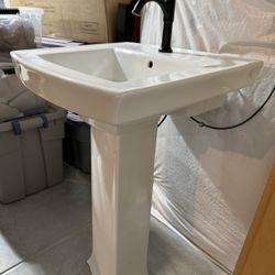 Pedestal Sink