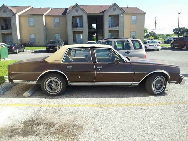 1977 Chevy (Box) Caprice Classic for Sale in San Antonio, TX - OfferUp