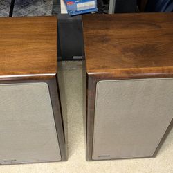 Advent A4 Loudspeaker Pair 1978