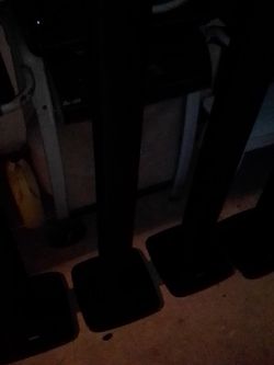 Samsung  Surround   Set Of  Speakers. (Fourspeakers)