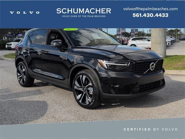 2024 Volvo XC40