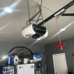 Repairs Garage Doors Resortes Visagras Rieles Controles 