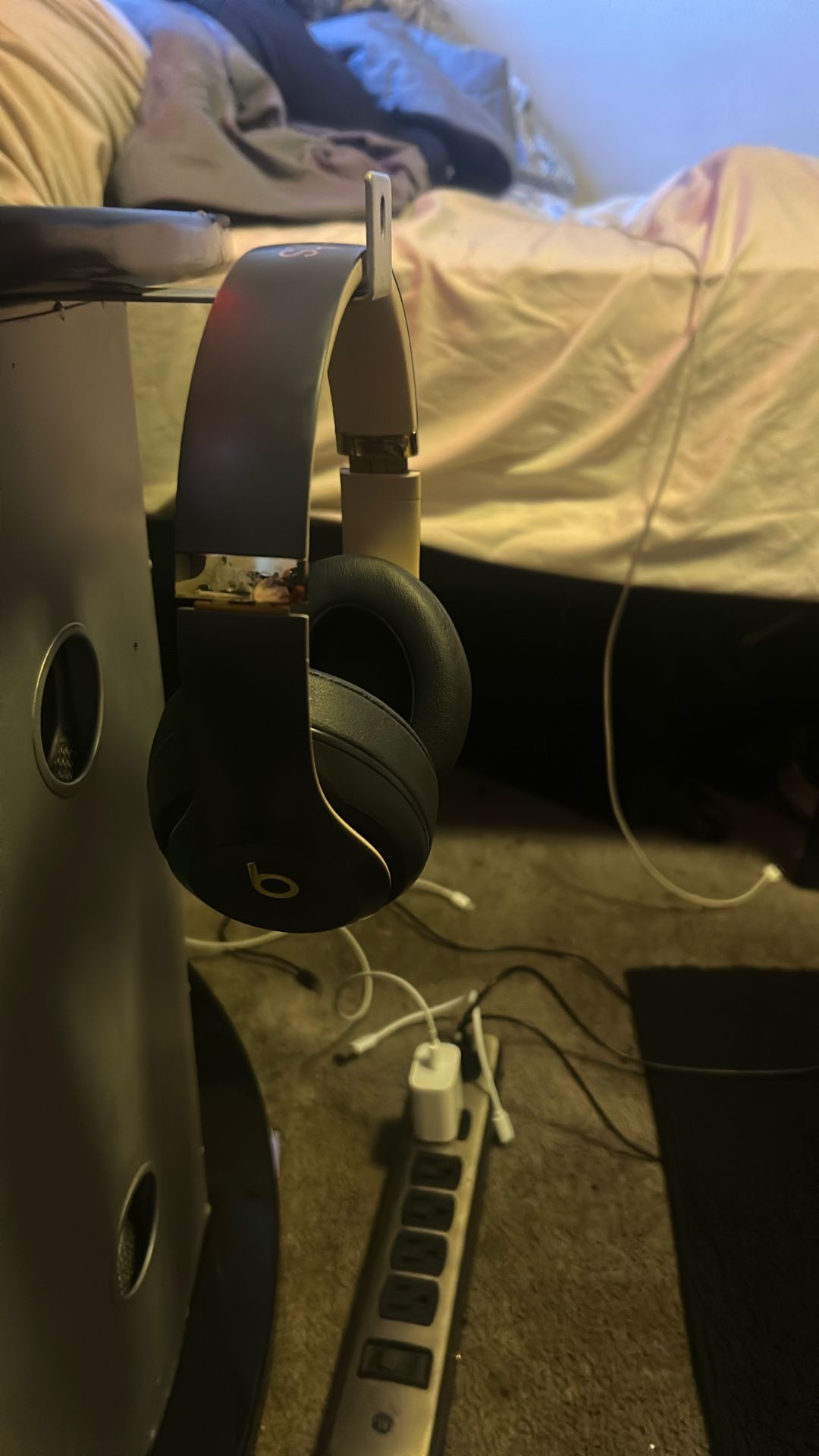 Beats Studio 3 Grey/ Gold