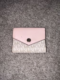 Pink Michael kors wallet