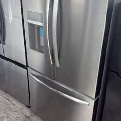 Frigidaire Gallery French Door Refrigerator
