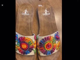 Ladies sandals