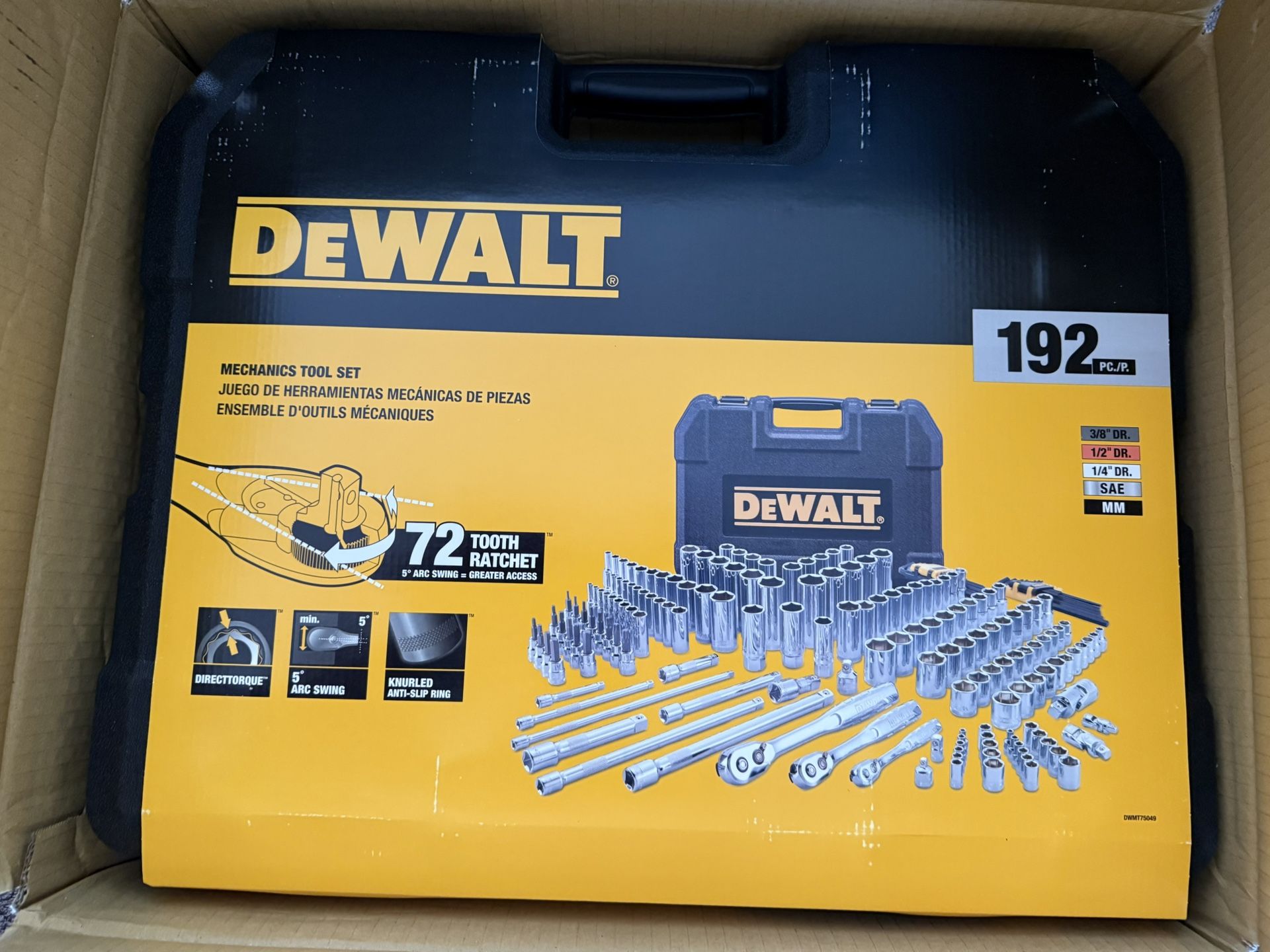 NEW! DEWALT Mechanics Tool Set, SAE and Metric, 1/2, 1/4, 3/8 Drive Sizes, 192-Piece (DWMT75049) 