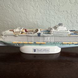 Royal Carribean Wonder Of The Seas Ship Model- Read Details