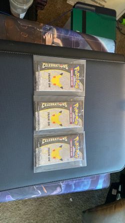 Pokémon celebrations packs lot of 3