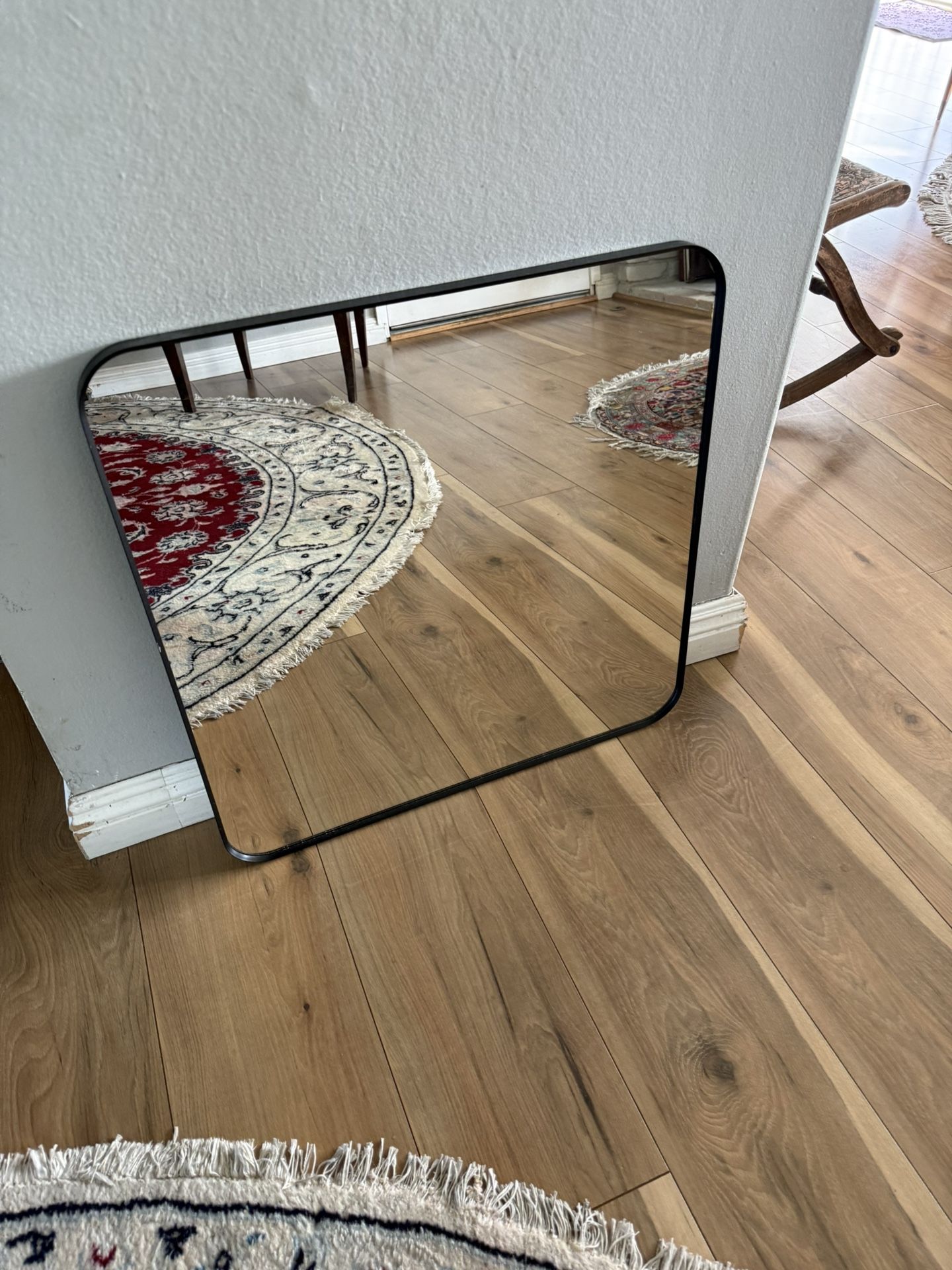 Like New Mirror