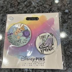  Disney Parks Mirrorverse Tinker Bell Peter Pan Limited release Pin.  Brand new on original card.  