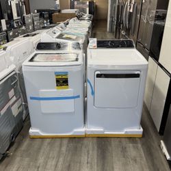 Frigidaire - 4.4 Cu Ft Top Load Washer With Agitator & 7.0 Cu Ft Gas Dryer Set ❤️