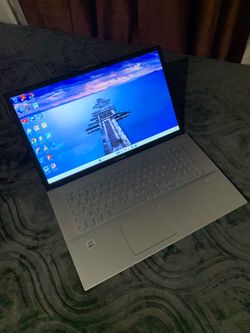 A Big 2021 17.3"inch Intel Core i5 Asus 10th Generation Laptop, 12GB RAM, 256GB SSD, Type C, HDMI And Micro SD Card Reader. Windows 11 Installed. RUNS