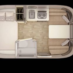 Airstream Bambi 2009 sport Orange 