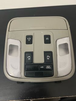 2015-2018 Kia Sedona Dome Light Assembly