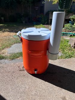 Rubbermaid 5 gallon water cooler