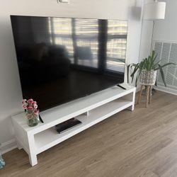 65’ TV With Roku