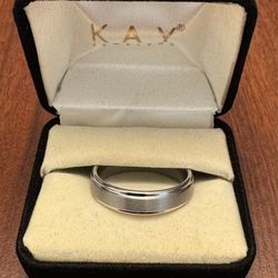 Men’s Wedding Band