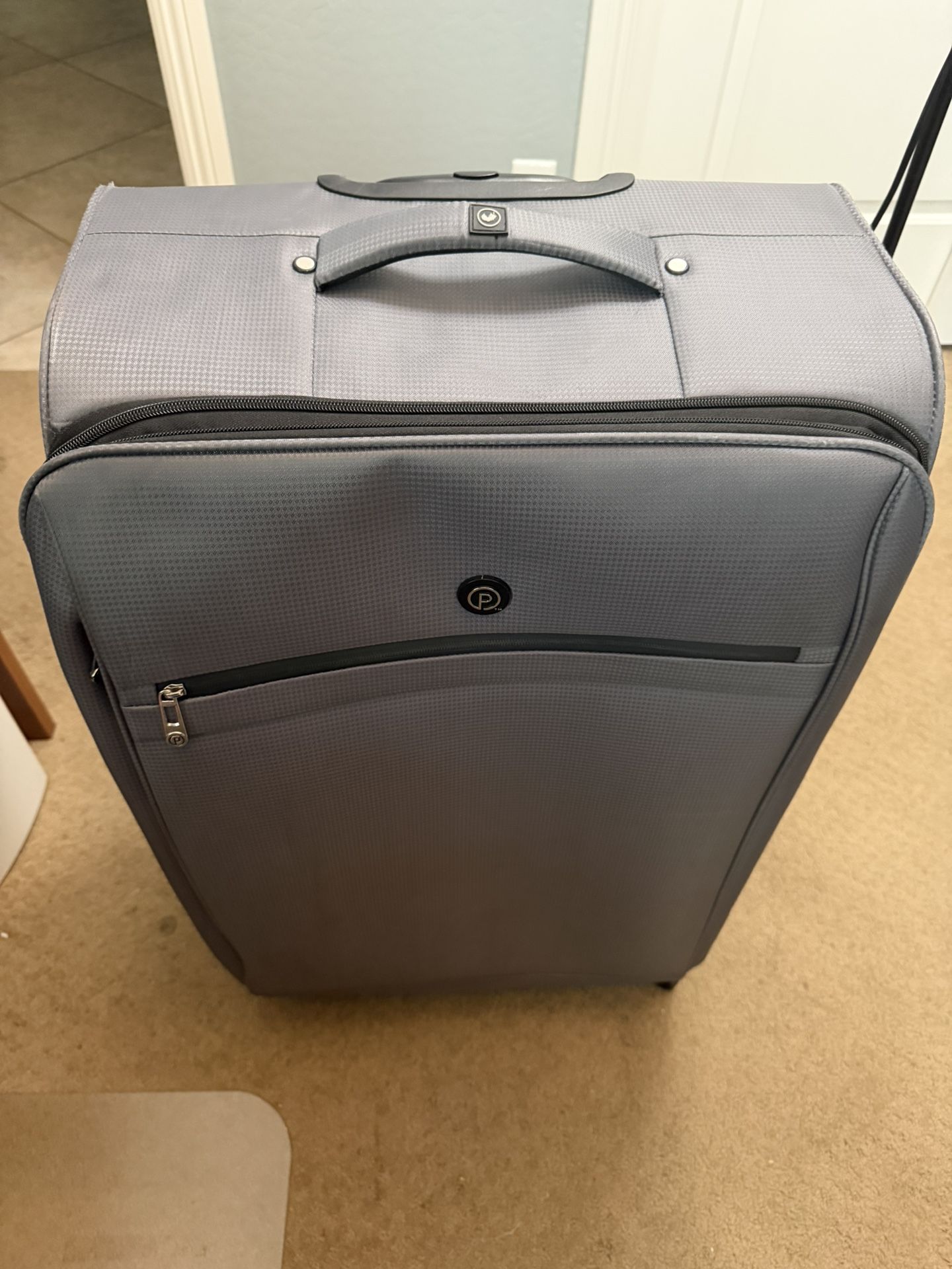 Luggage; Charcoal Grey Protege-Arendale 28" Softside Suitcase Expandable Rolling Spinner