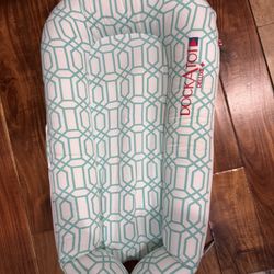 Dockatot Lounger Baby