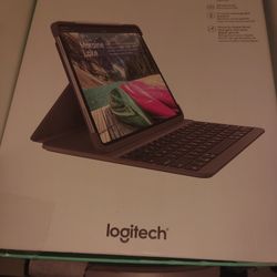 Logitech SLIM Folio Pro