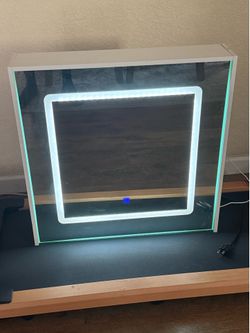 Vanity mirror