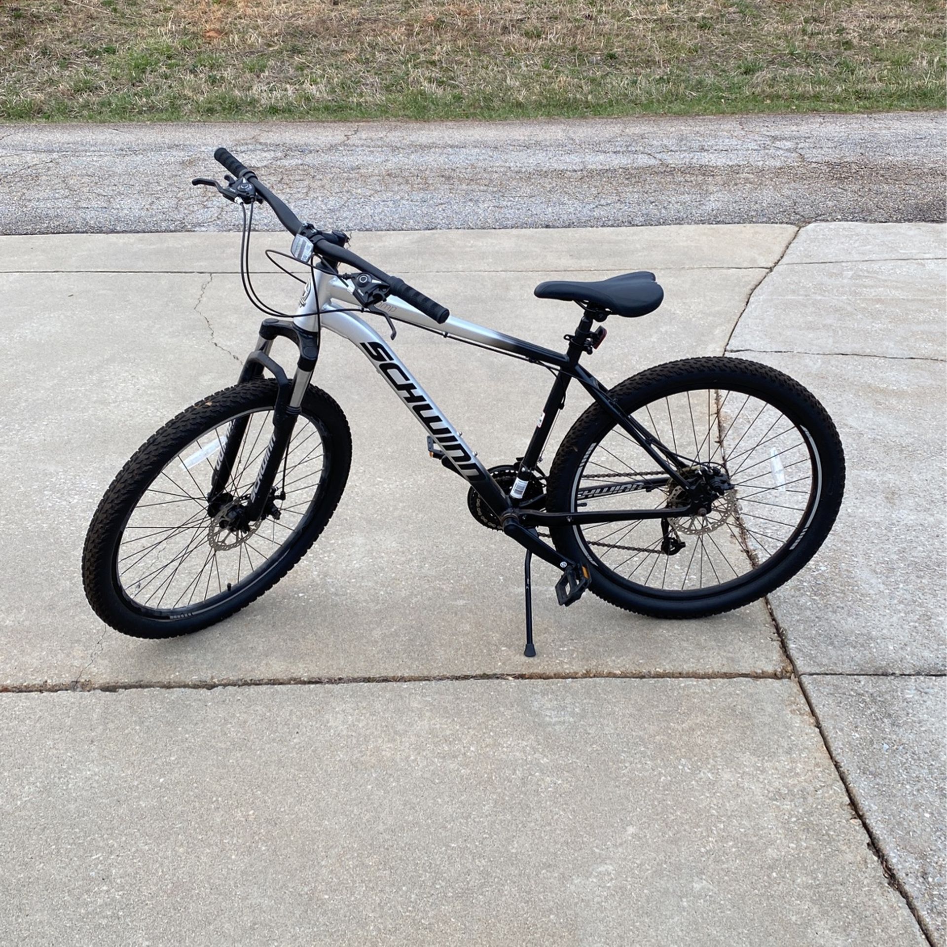 SCHWINN Mountain Bike