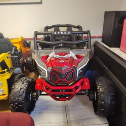 Kids electric power wheel road on brand new - On weekend Special Cash deal just for $299 🤩 hurry up