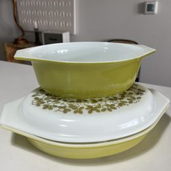 Vintage Pyrex Verde Casserole Dishes 