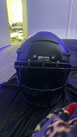 F7 football helmet adult large