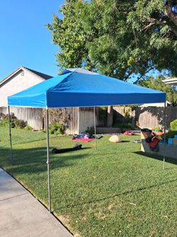 Blue Pop-Up Canopy Tent 10x10