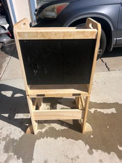 Children’s stepstool/table