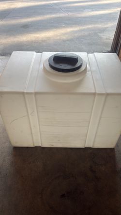 Water thank 100 gallons