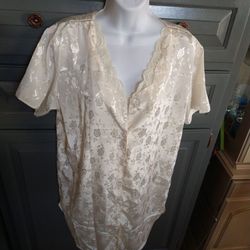 Satin Ladies night gown size large