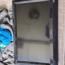 32-in Vizio With Remote Seldom Used