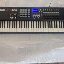 AKAI MPK88
